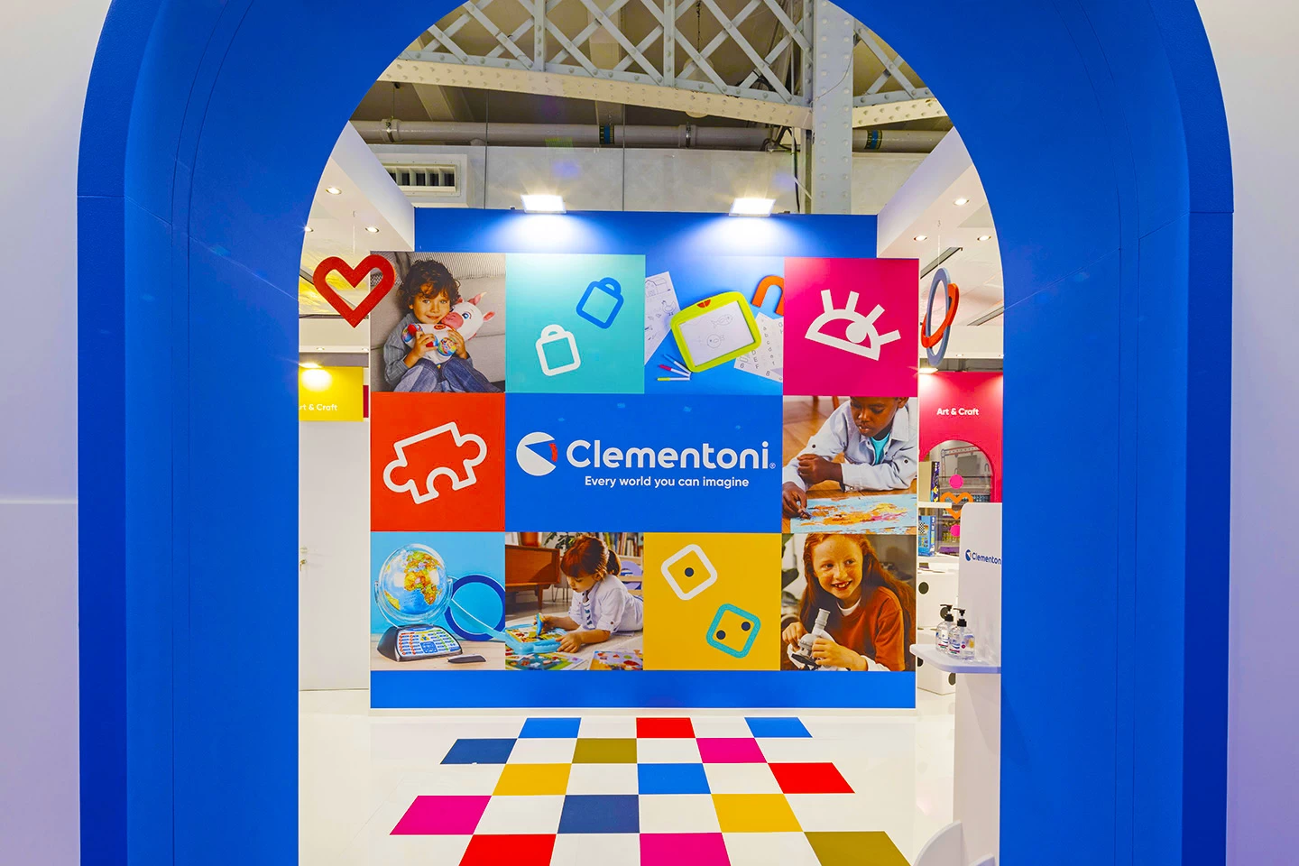 realizzazioni-stand-londra-clementoni
