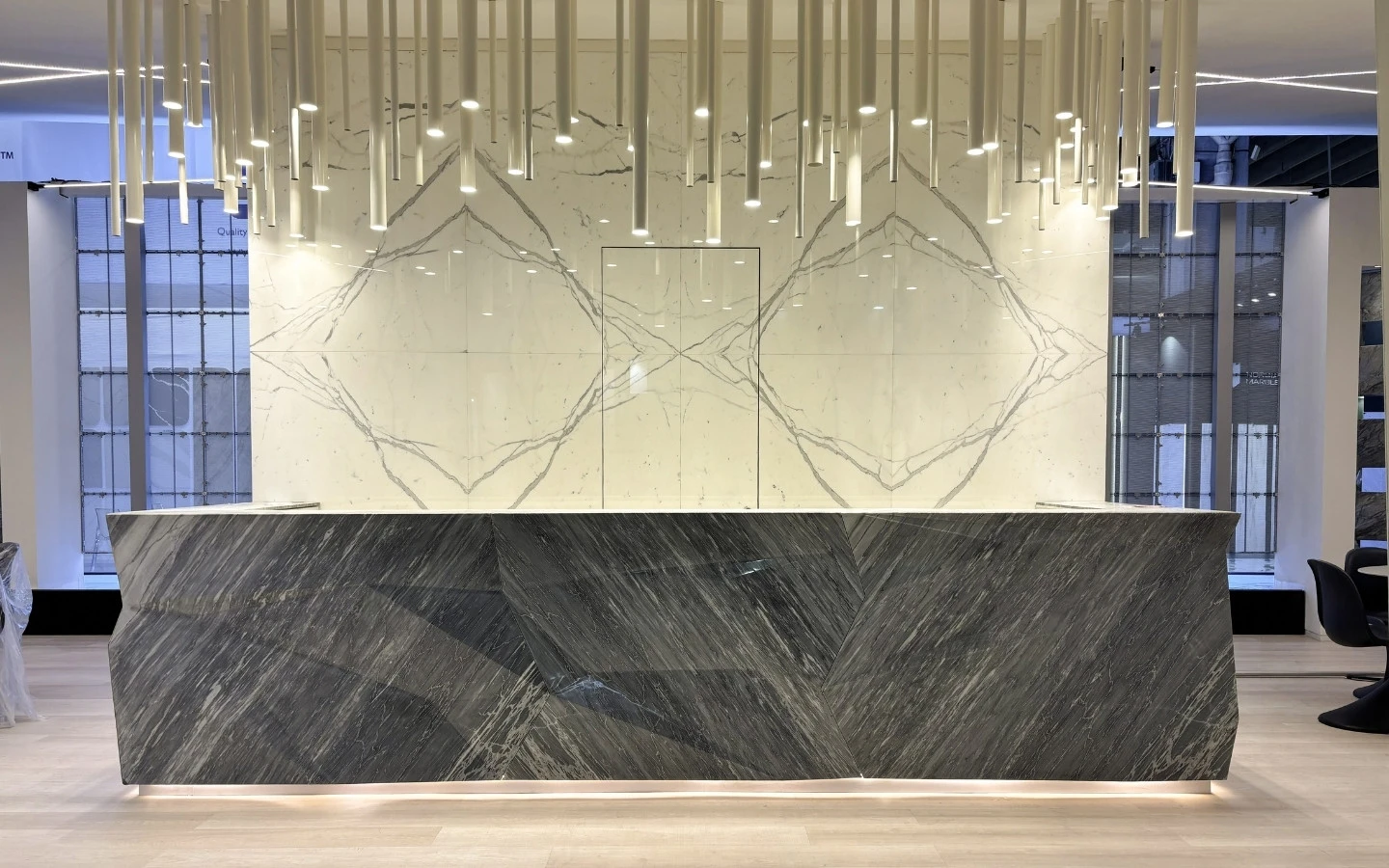 banco-reception-franchi-umberto-marmi-marmomac