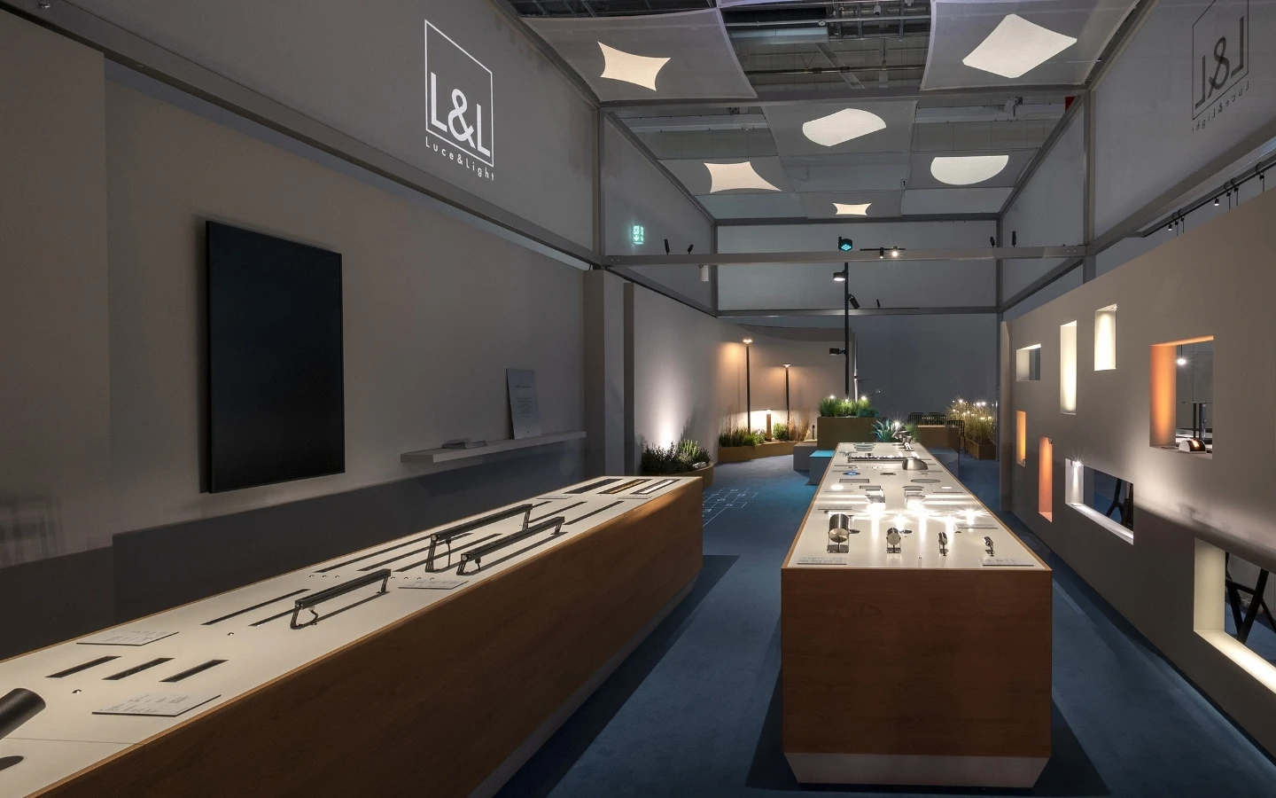 creazione-allestimento-light-building-26-luce-light