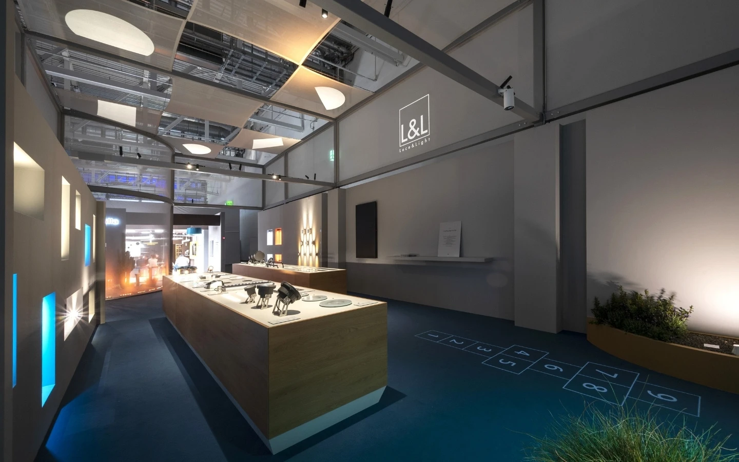 exhibition-design-light-building-26-luce-light