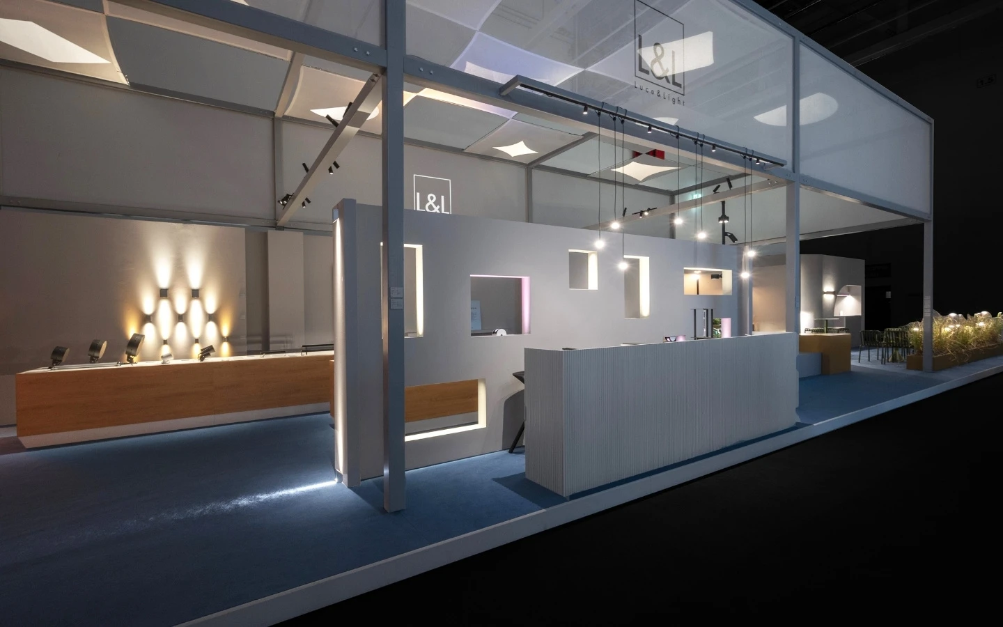 ingegnerizzazione-stand-light-building-26-luce-light