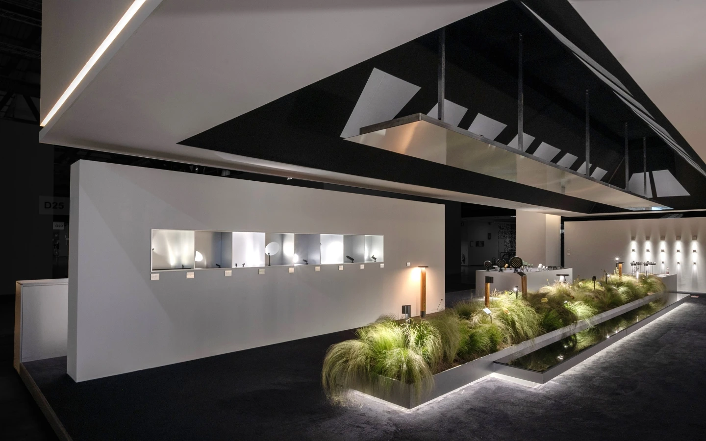 stand-milano-fiera-salone-del-mobile-luce-light