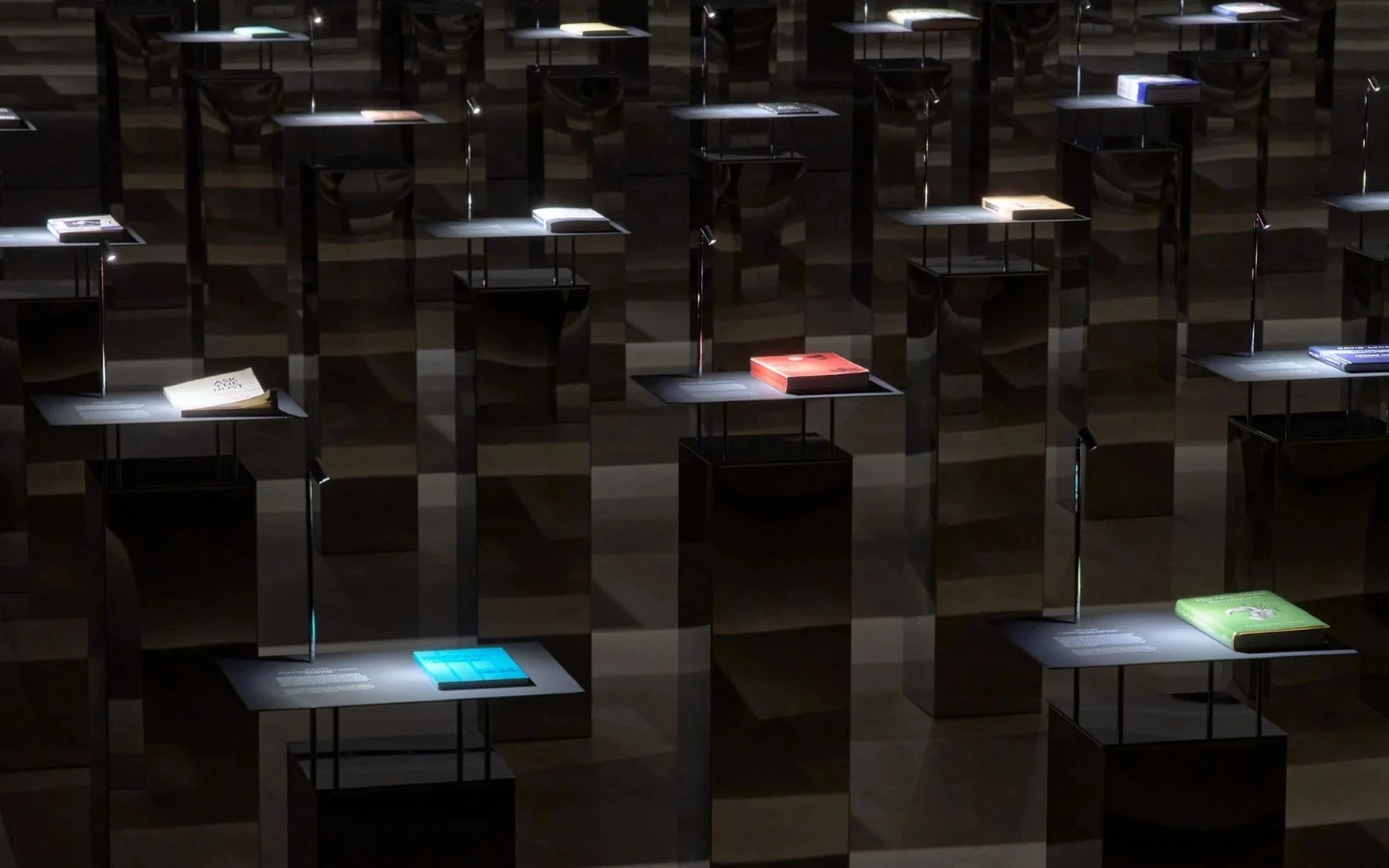 allestimento-reference-library-mdw-26-jilsander