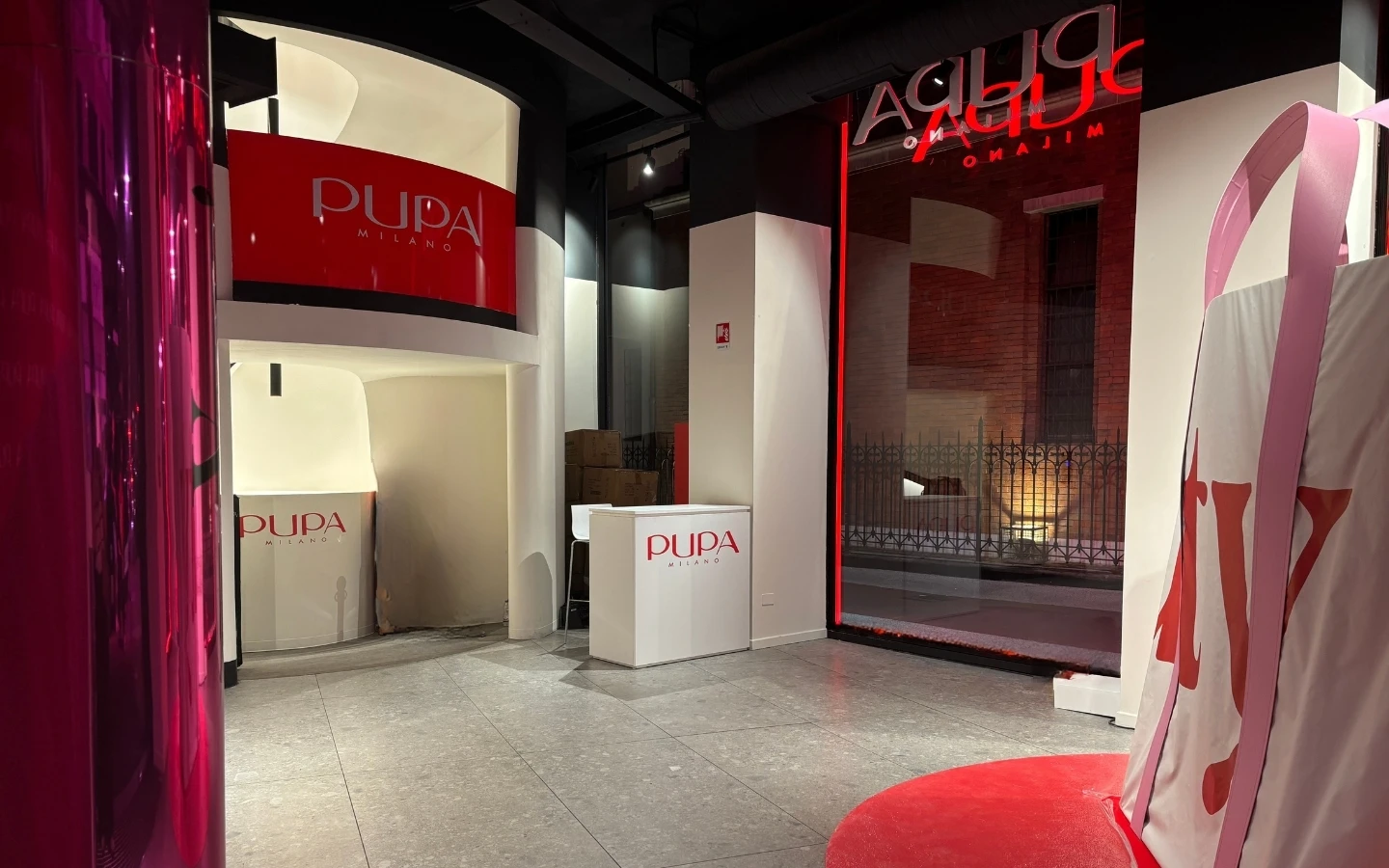 allestimento-milano-beauty-week-pupa
